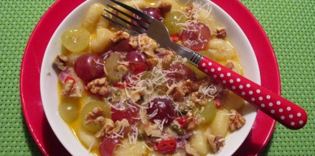 Gnocchi mit Gorgonzola-Soße und Weintrauben © Monika Cartwright