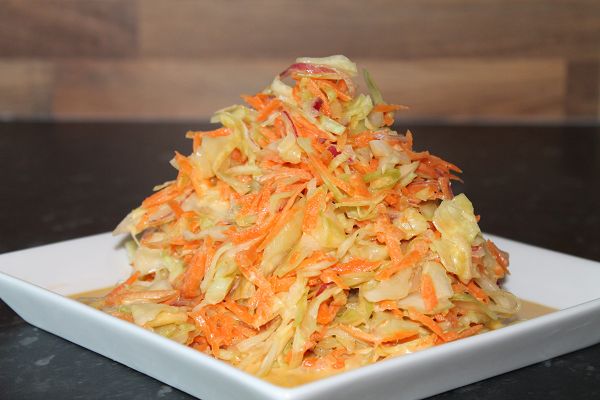 Weisskohl-Karotten-Salat