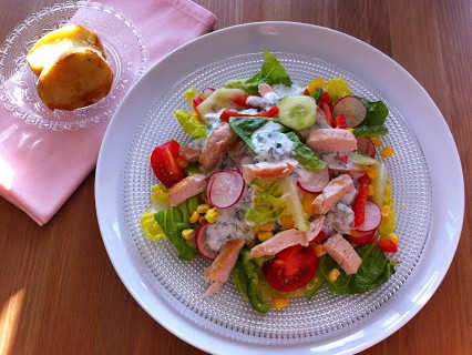 Gemischter Salat mit Putenbrust © Monika Cartwright