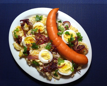 Kartoffelsalat mit Ei und Bockwurst (schmeckt Kindern)