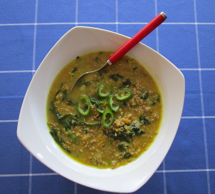 Lentil soup with minced meat and fresh spinach
