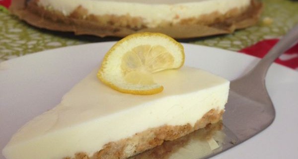 Zitronen-Joghurt-Torte